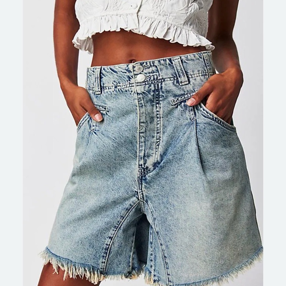 We The Free - Nelson Denim Harem Shorts size small